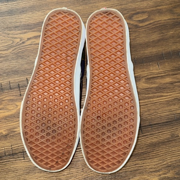 Vans custom hand painted men’s size 10 signed PJ 23 green ghost on skateboard - Picture 9 of 13